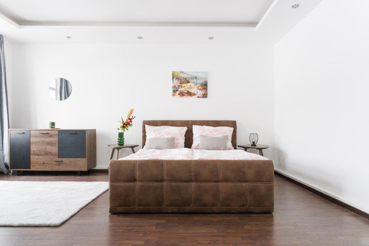 וינה Central, Modern, Big Apartment מראה חיצוני תמונה