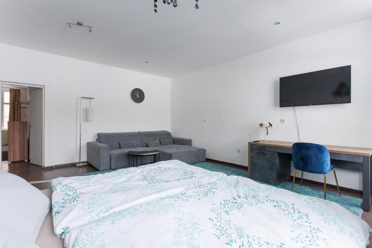וינה Central, Modern, Big Apartment מראה חיצוני תמונה