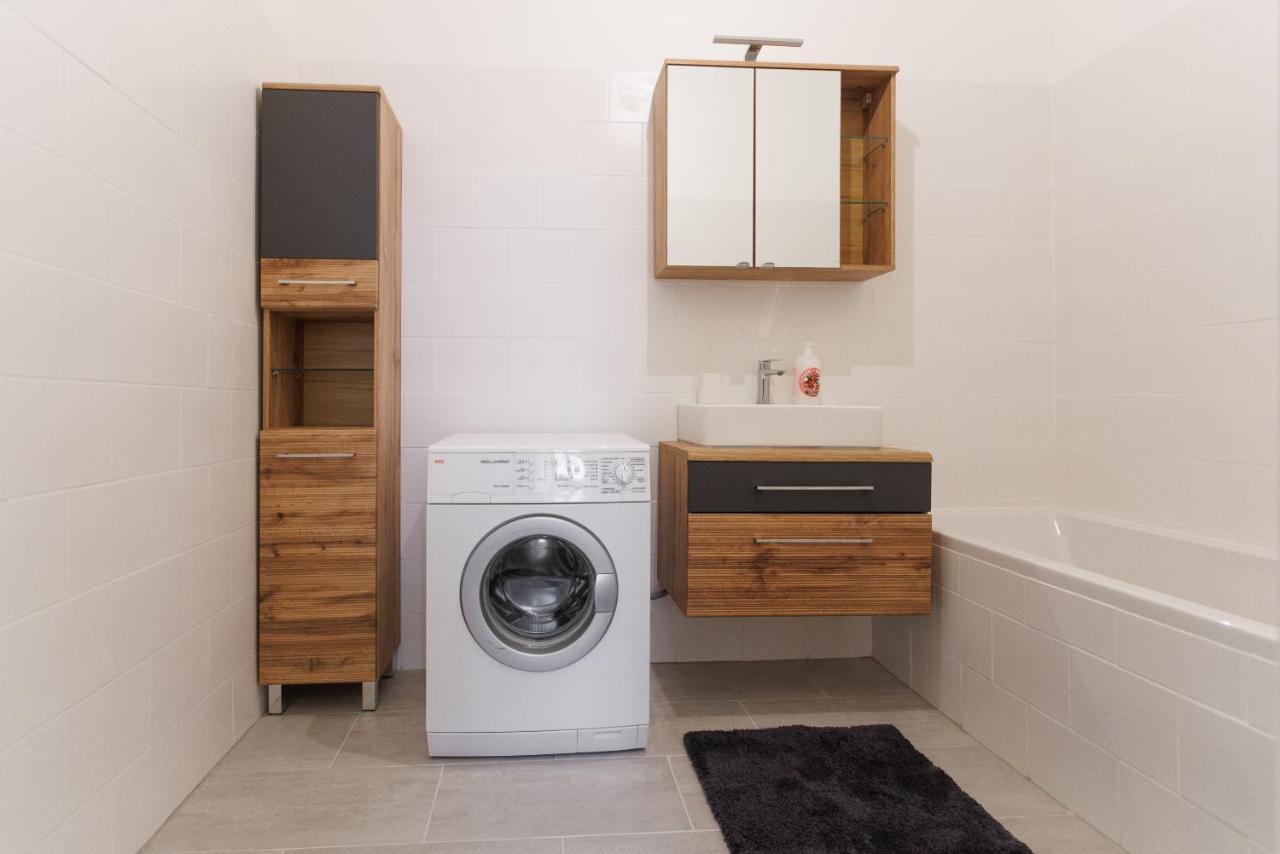 וינה Central, Modern, Big Apartment מראה חיצוני תמונה