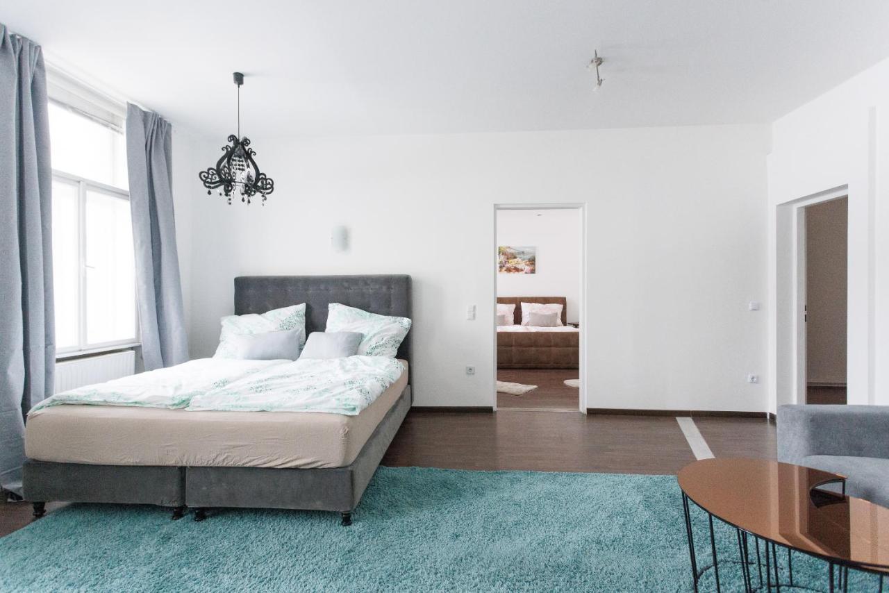 וינה Central, Modern, Big Apartment מראה חיצוני תמונה